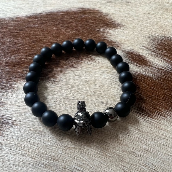 King Crown Bracelet Matt Black 👑 - Picture 4 of 4